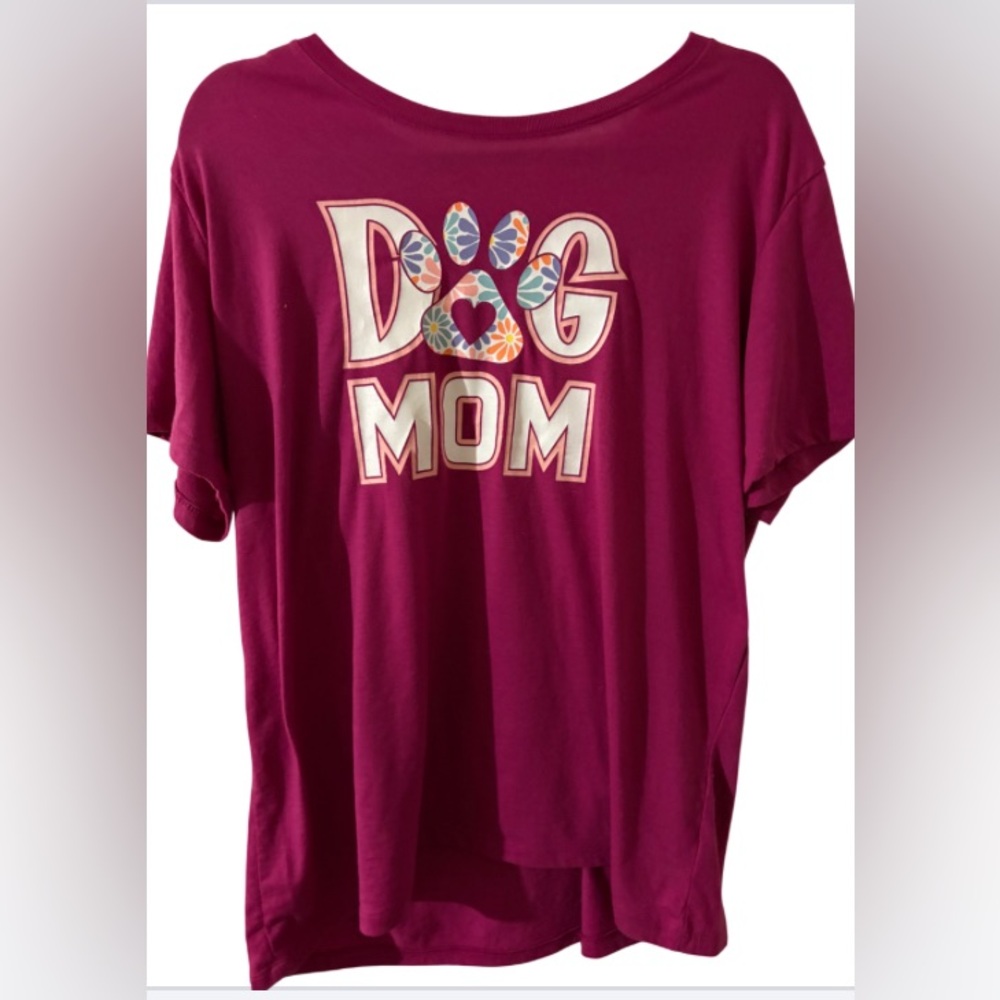 Dog Mom Graphic Tee - Pink New without tags!